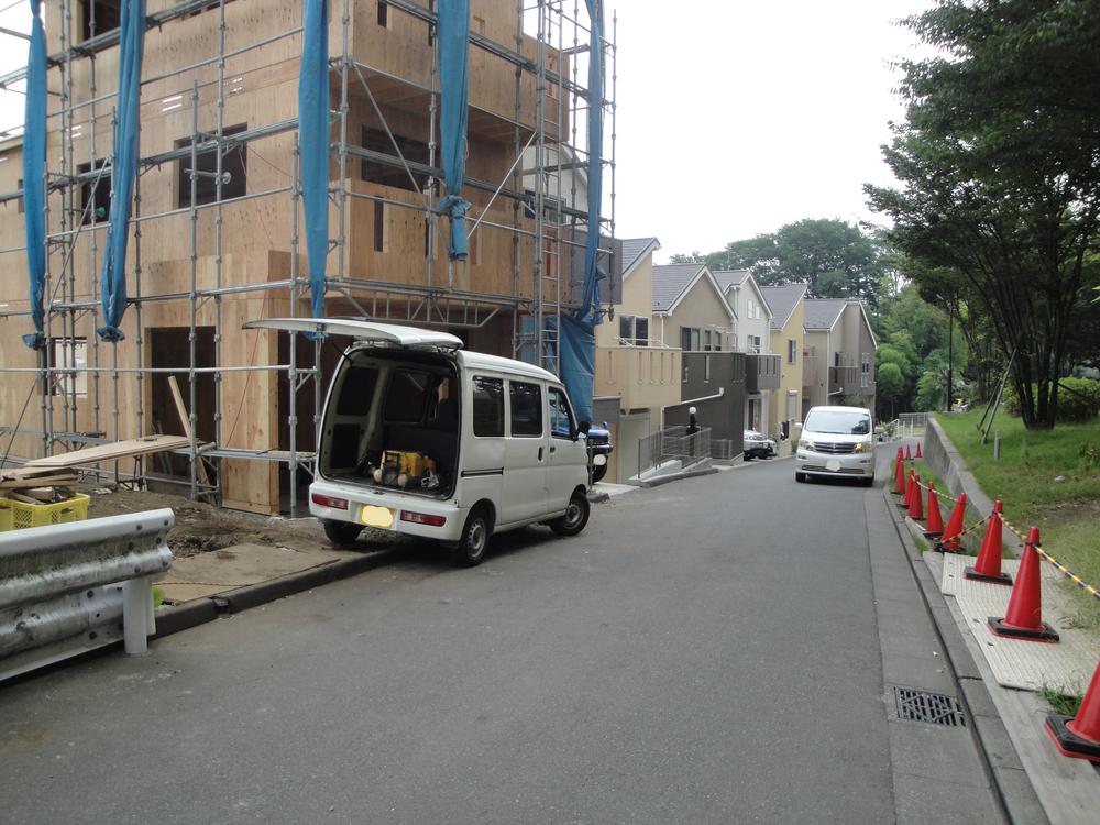 Local photos, including front road. Local Photos