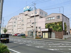 Hospital. 520m to Yokohama resuscitation hospital (hospital)