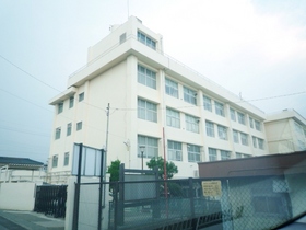 Primary school. Aizawa 10m up to elementary school (elementary school)