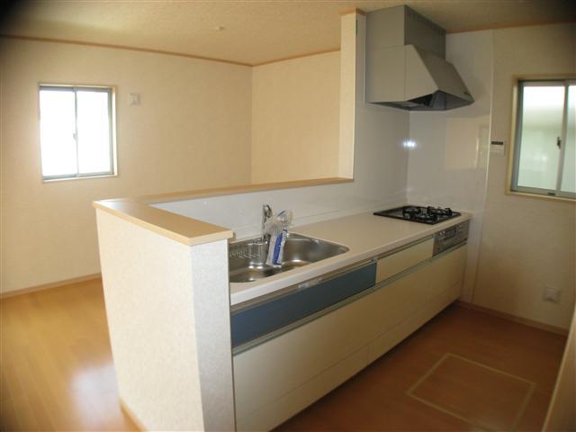 Same specifications photo (kitchen). It is the same specification construction cases. 