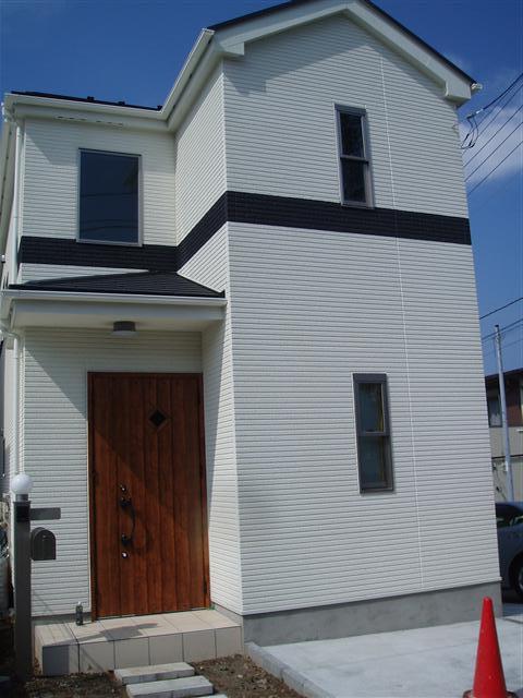 Same specifications photos (appearance). Since it is now starts, Color is select OK!