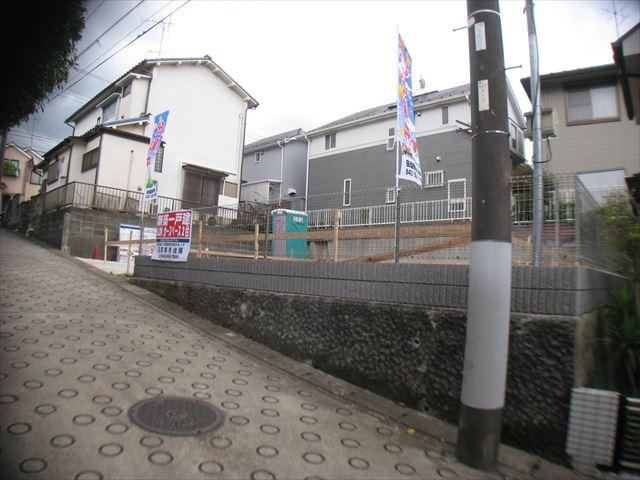 Local appearance photo. Sunny local