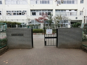 Primary school. Seya up to elementary school (elementary school) 650m