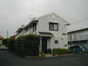 Building appearance. We managed properties / Inquiry to housemates shop Yamato shop!