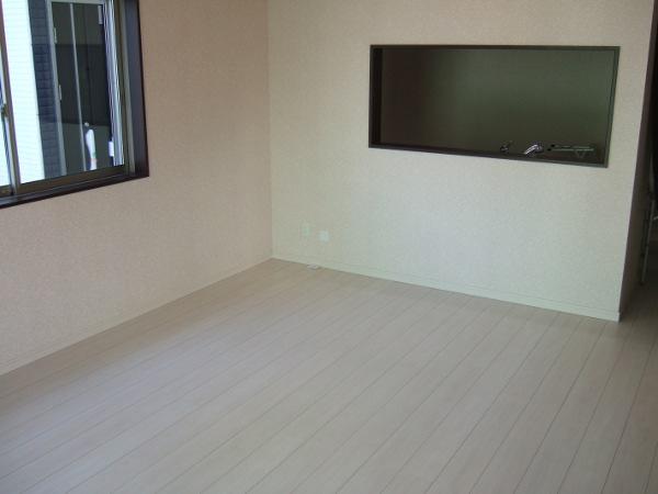 Living. Indoor (11 May 2013) Shooting. 1 Building. 