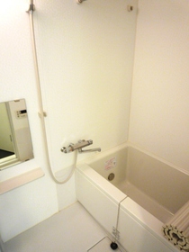 Bath. Reheating ・ With bathroom ventilation drying function