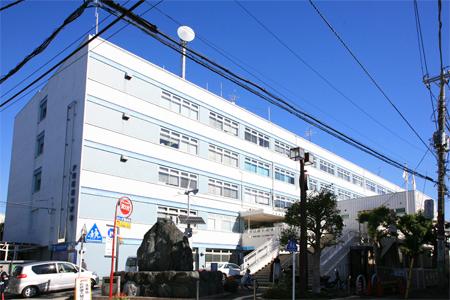 Government office. 1550m to Yokohama City Totsuka Ward