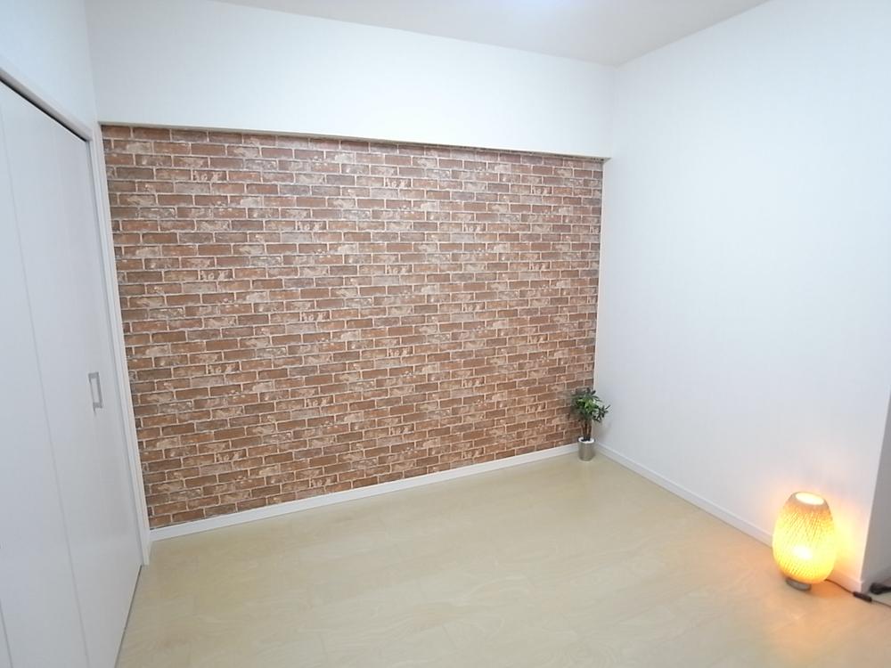 Non-living room. Each room is very personality shines design. Indoor (11 May 2013) Shooting