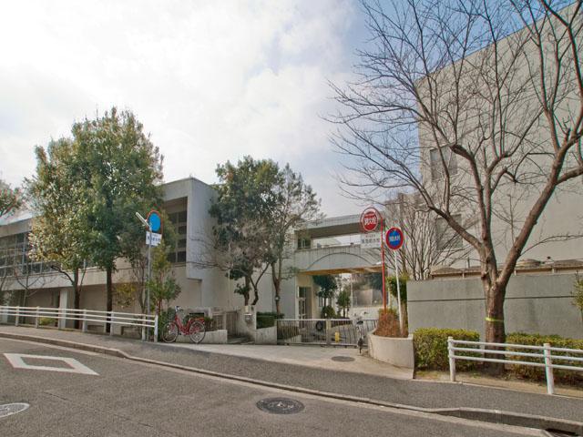Primary school. 1019m to Yokohama Municipal Kurata Elementary School