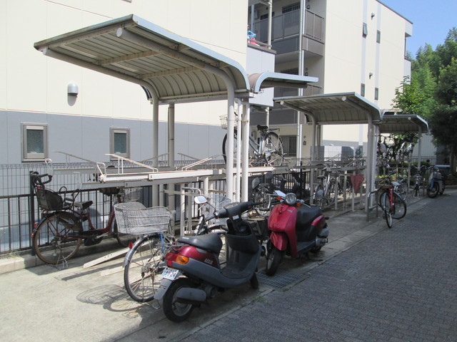 Other common areas. Bicycle-parking space