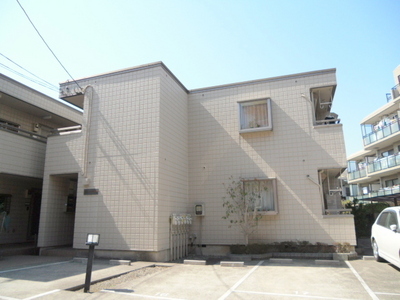 Building appearance. Over to the earthquake-resistant refractory Asahi Kasei Belle Maison Quiet living environment