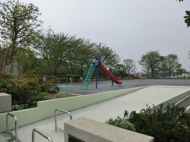 park. On the weekend 500m to Kamikashio third park Please give went to play with the children! !