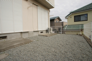 Garden. Laundry also was well dry out