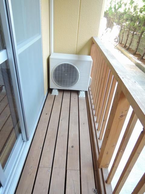 Balcony. It is a veranda space. 