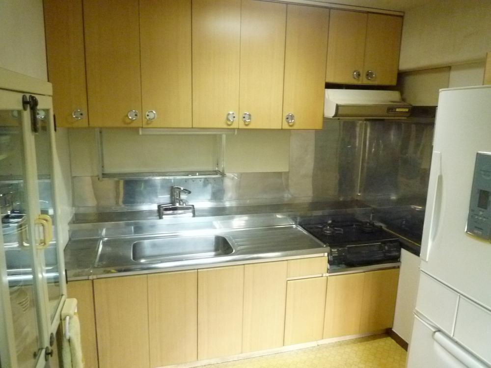 Kitchen. Indoor (September 2013) Shooting