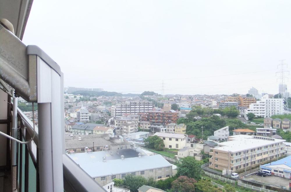 View photos from the dwelling unit. Local (August 2013) Shooting