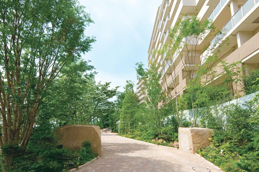 Local appearance photo. Local (June 2008) Shooting