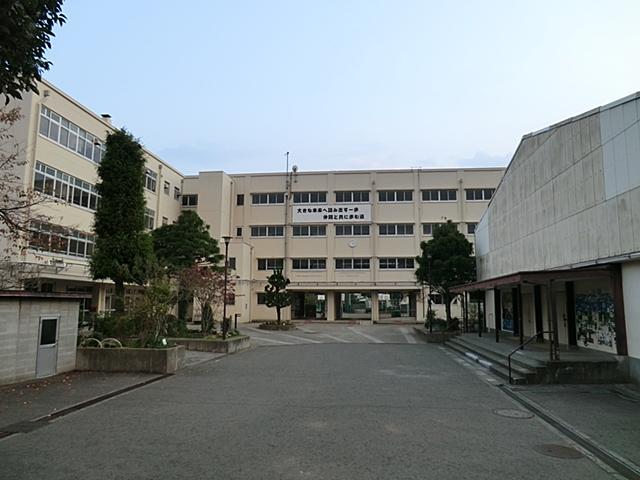 Junior high school. Yokohama Municipal Maioka 400m up to junior high school