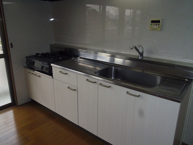 Kitchen. It is a popular gas stove corresponding kitchen (* ^^) v