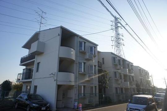 Local appearance photo. Skyview Totsuka participation No. Building appearance