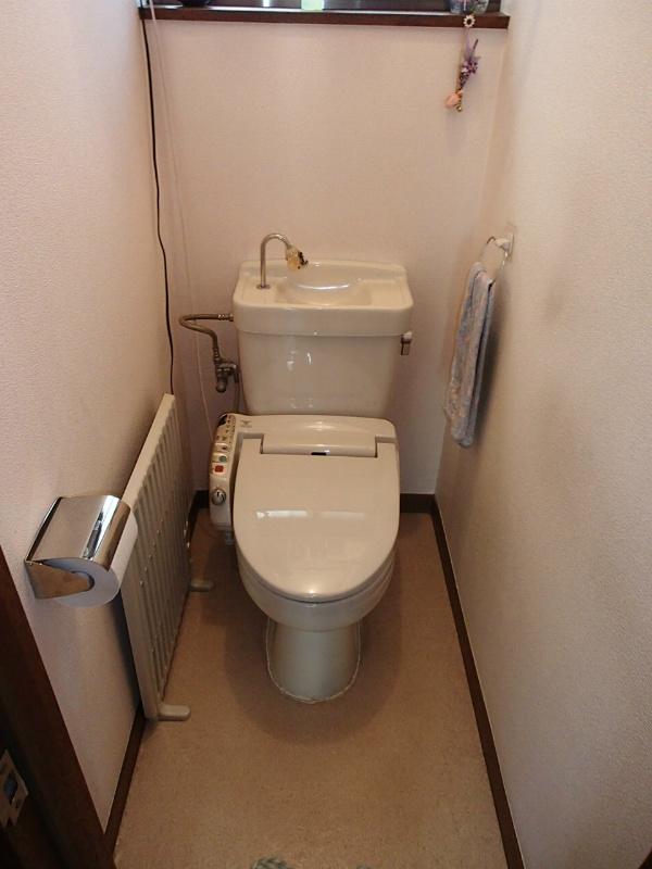 Toilet