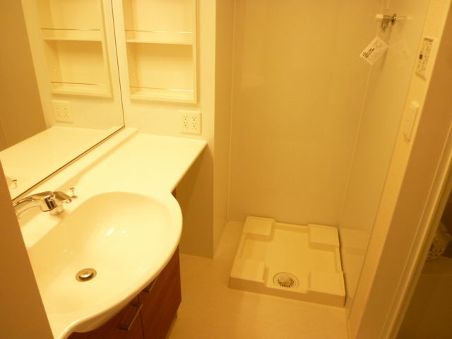 Washroom. It is very wide ☆ 