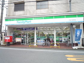 Convenience store. Family Mart (convenience store) to 350m