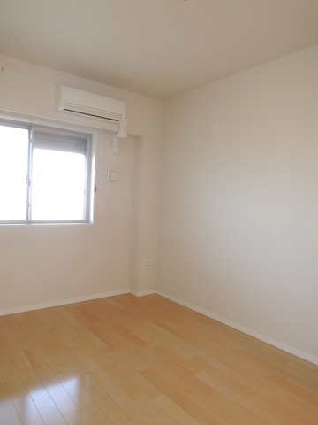 Kanagawa Prefecture, Totsuka-ku, Yokohama-shi Kamishinano