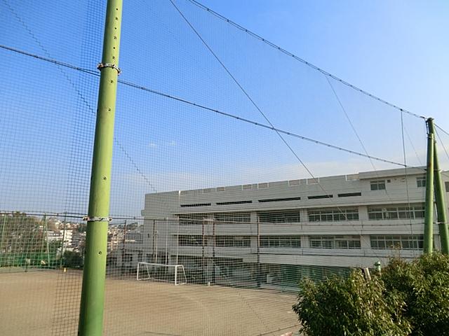 Junior high school. 1100m to Yokohama Municipal Hirado junior high school