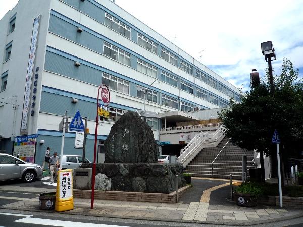 Government office. Totsuka 1300m until the ward office