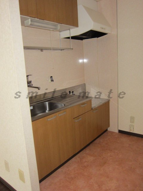 Kitchen. With moving services!