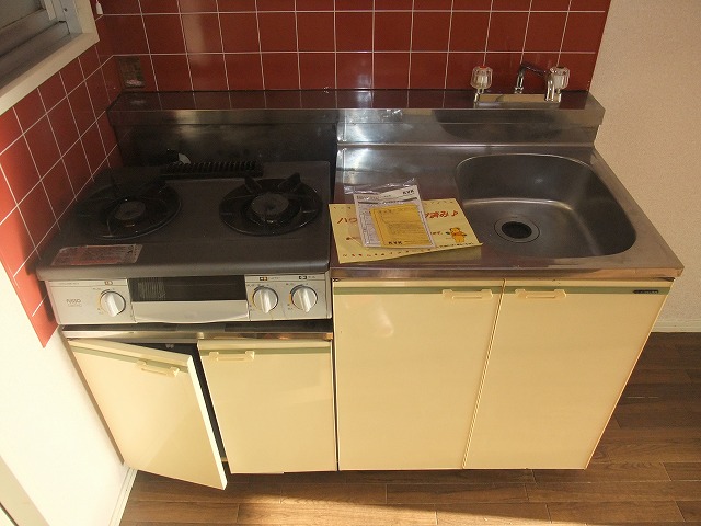 Kitchen. It is a popular gas stove corresponding kitchen (* '▽')