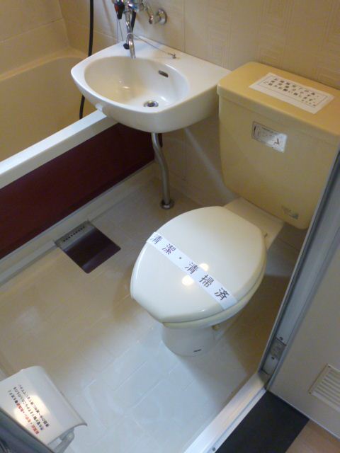 Toilet.  ※ reference