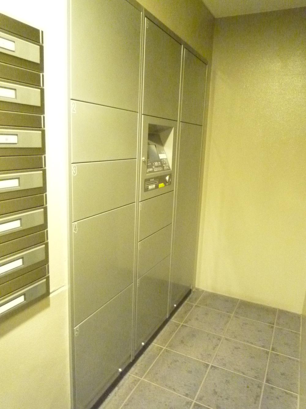 Other common areas. Common areas ・ Home delivery locker (2013 October shooting)