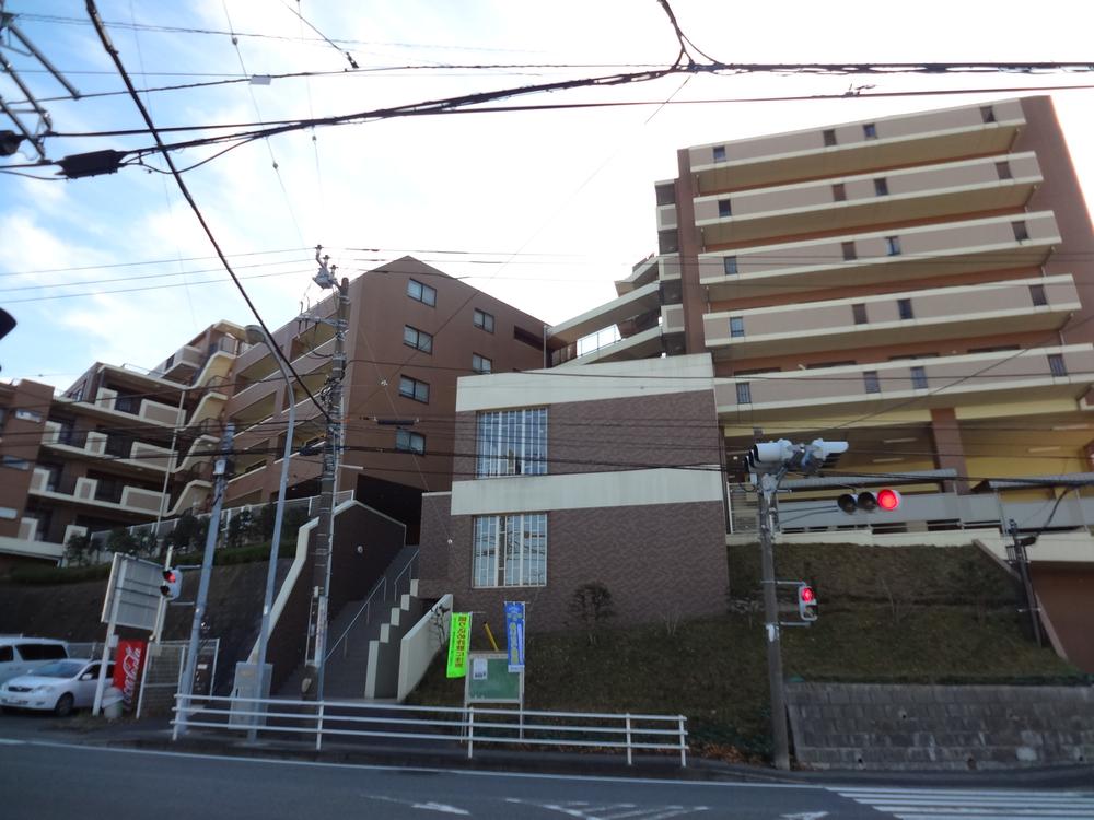 Local appearance photo