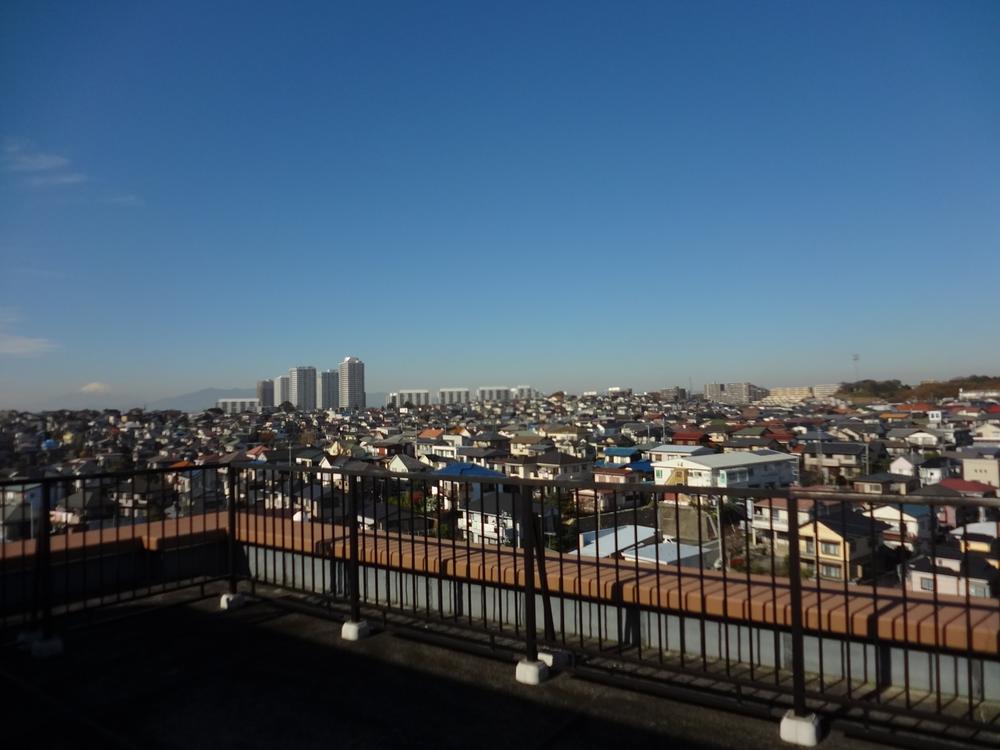 View photos from the dwelling unit