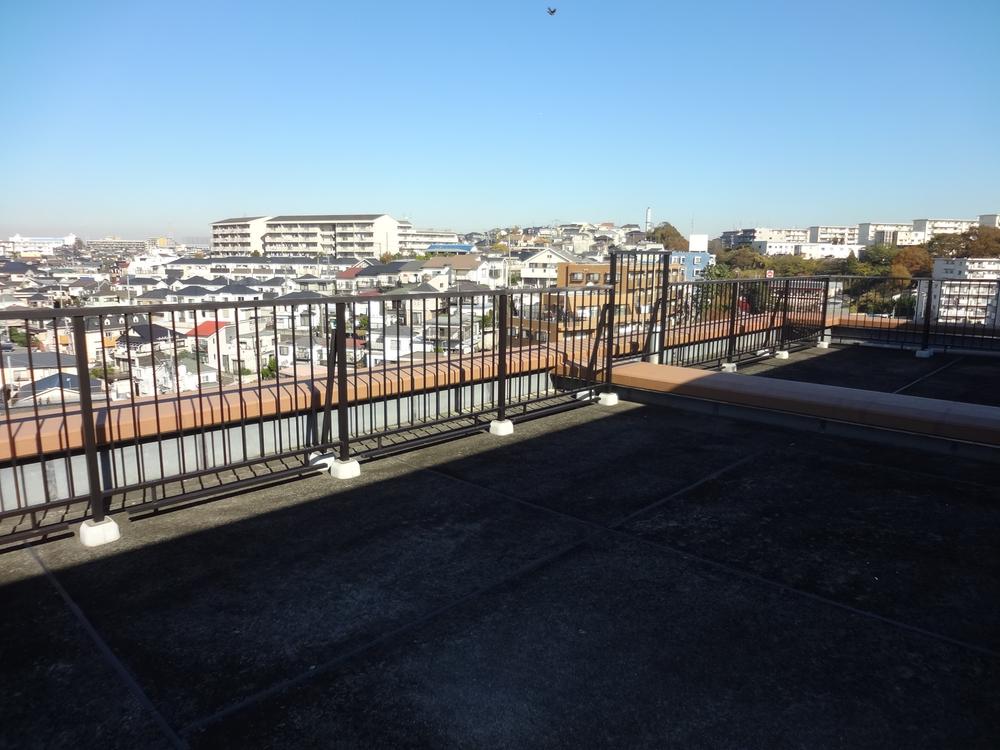 View photos from the dwelling unit