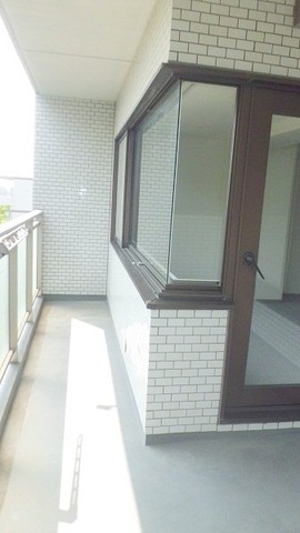 Balcony. Sunshine ・ View ・ Ventilation good south-facing balcony