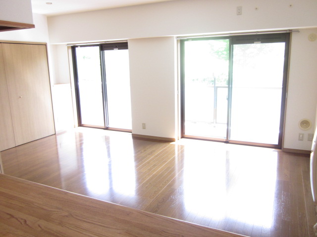 Living and room