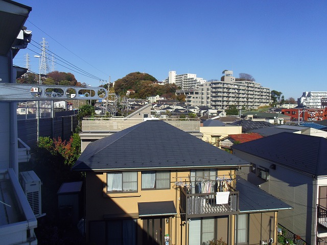 Balcony. View good (* '▽')