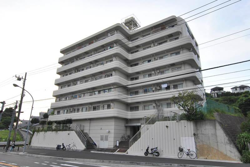 Local appearance photo. Local (11 May 2013) Shooting