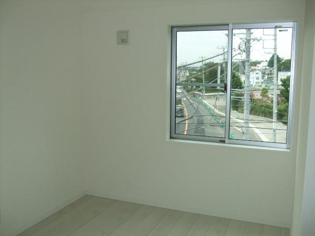 Non-living room. Indoor (September 2013) Shooting