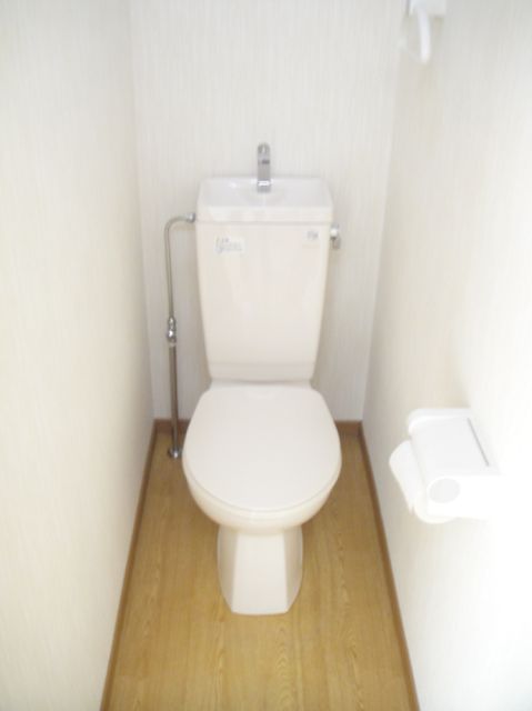 Toilet.  ※ Reference photograph