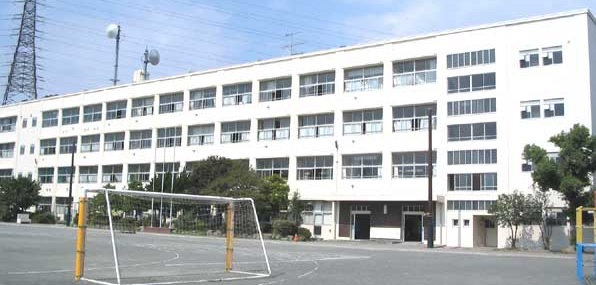 Primary school. Yokohama Minami Totsuka 700m up to elementary school (elementary school)