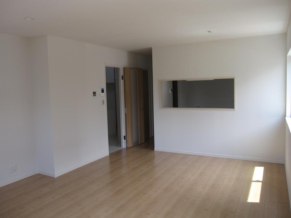 Living. Dining kitchen. (July 2013) Shooting