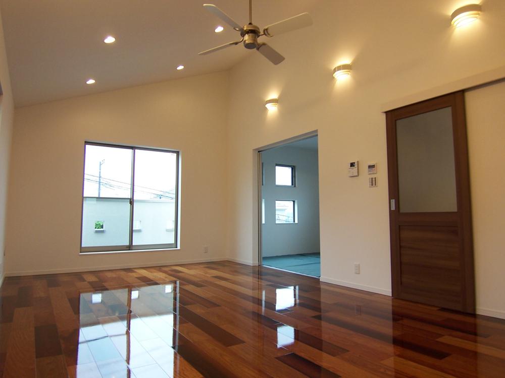 Same specifications photos (living). Effective If you where to put the lighting, Or fashionable for? , Why do not you ponder?