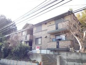 Building appearance. All four is the household of the apartment (Daiwa House Construction)