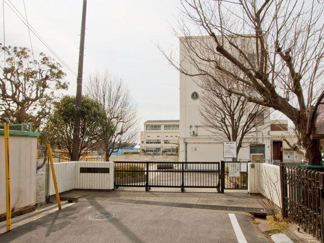 Primary school. 380m to Yokohama Municipal Matano Elementary School