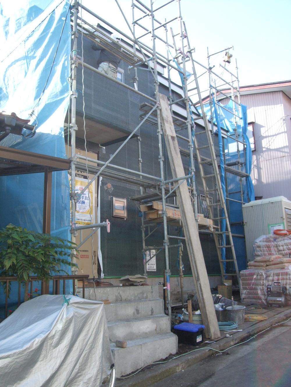 Local appearance photo. Local (12 May 2013) Shooting