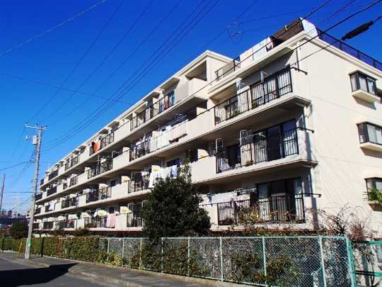 Local appearance photo. Building appearance (1)